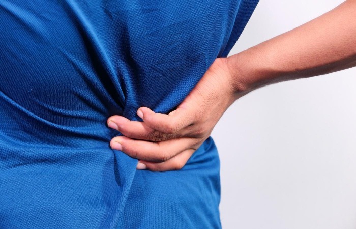 علائم هشدار برای بیماری اسپوندیلیت انکیلوزان